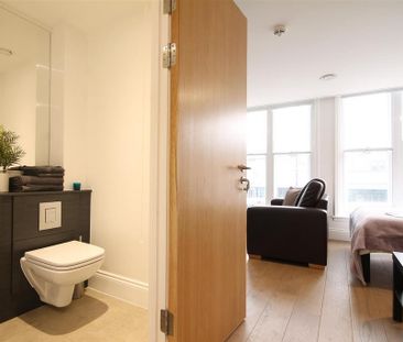 Studio to rent - Photo 3