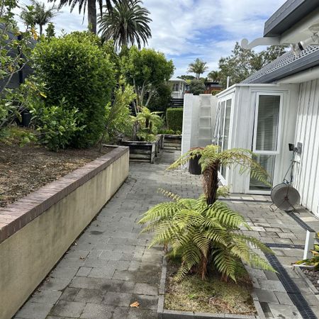 Spacious 2-Bedroom Home for Lease in Desirable Campbells Bay - Photo 3