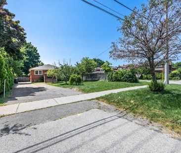 For Lease - 1362 Cawthra Road Unit# Upper, Mississauga, Ontario - Photo 4