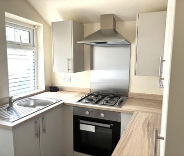 2 bedroom terraced house to rent - Photo 6