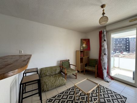 Location Appartement 2 pièces 40m² SETE 34200 - Photo 2