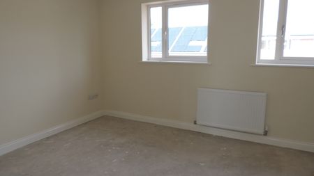 4 Bed Mid Terrace Meynell Road Leicester LE5 - Ace Properties - Photo 5