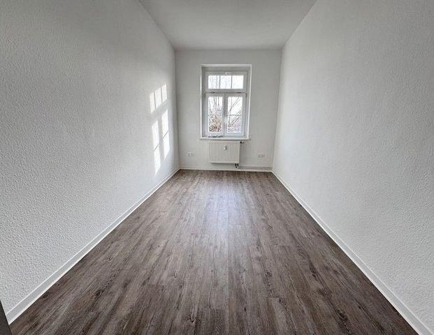 Die Wohnung befindet sich in den letzten Entzügen der Sanierung! - Photo 1