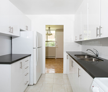 For Lease - 525 Eglinton Avenue Unit# 804, Toronto, Ontario - Photo 5