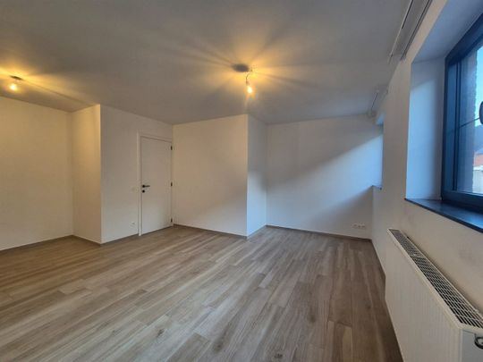 Nieuwbouwwoning (2021) met 3 slaapkamers, tuin en garage. - Photo 1