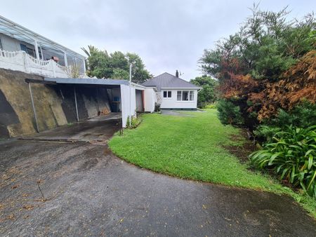 16E Ridd Street, Lynmouth, New Plymouth - Photo 2