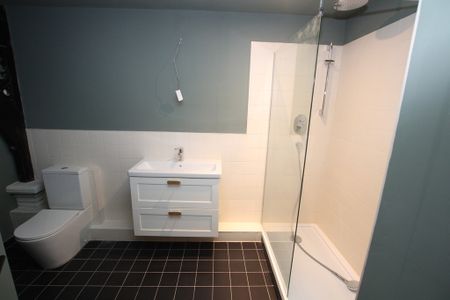 2 Bedroom , Chester - Photo 2