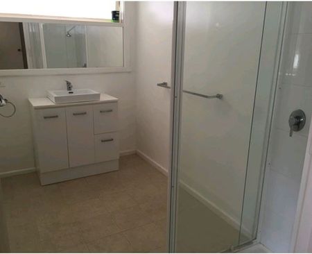 LOW MAINTENANCE THREE BEDROOM HOME - Photo 5