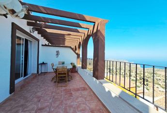 2 bedroom sea view apartment for rent in Cumbre del Sol