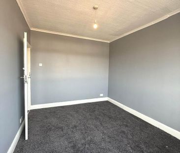 4 bedroom terraced house to rent - Photo 6