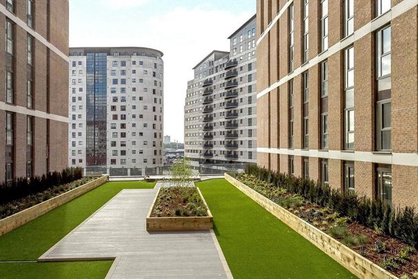 1 bedroom apartment to rent - Photo 1