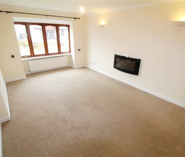 Byeways Close, Barnstaple - Photo 1