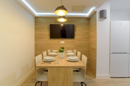 Spacious double room in Paseo Delicias - Photo 5