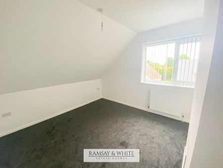 2 bedroom semi-detached house to rent - Photo 2