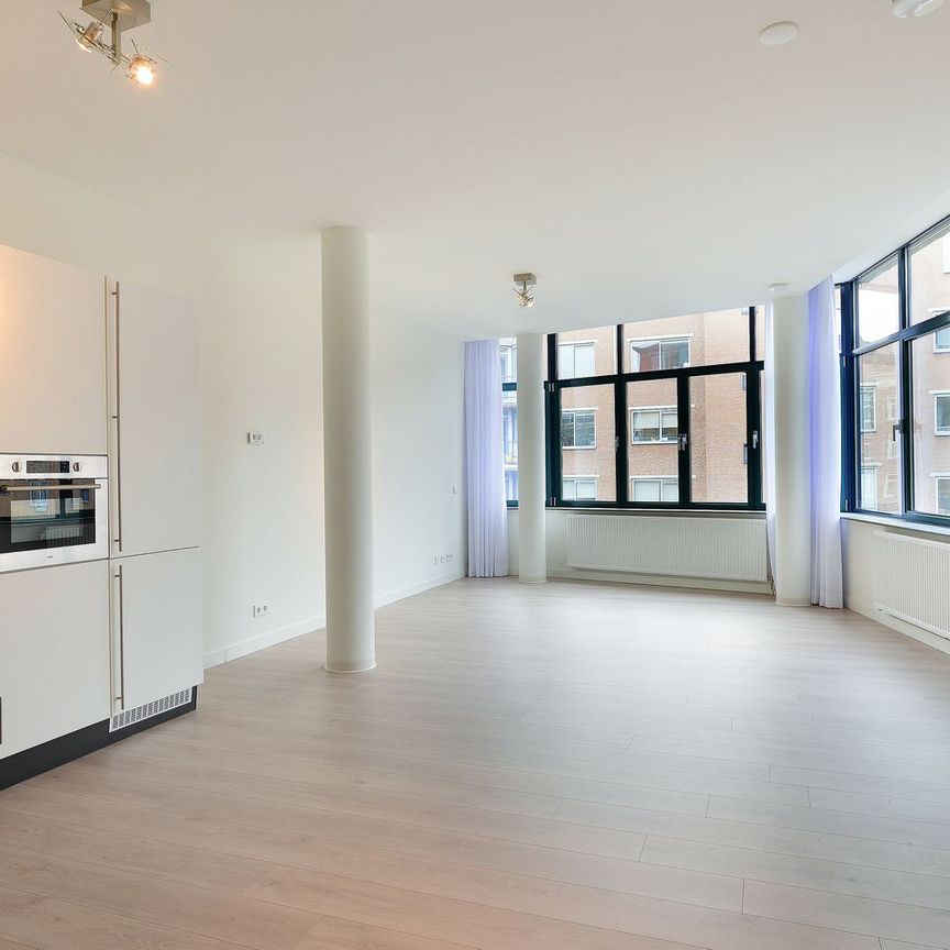 Appartement te huur: Tweede Hugo de Grootstraat 45-R 1052 LB Amsterdam - Photo 1