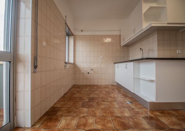 Apartamento T3 para Arrendamento na Urbanização do Loreto, Eiras – Coimbra