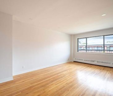 🟢UN MOIS GRATUIT*🟢 🏡 1 chambre lumineuse |1 350 $/mois - Photo 3