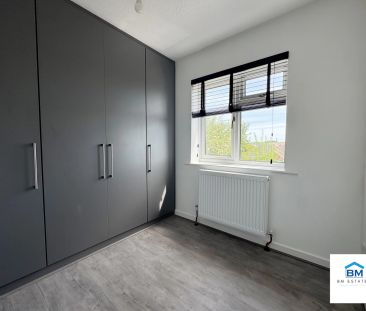 4 Bedroom Detached - Photo 5