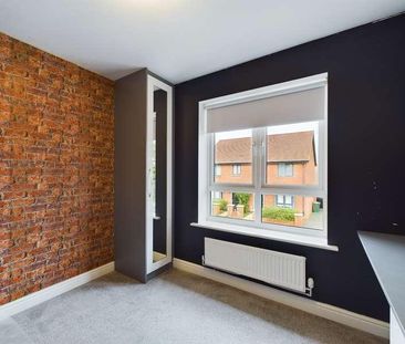 Risborough Lines, Folkestone, CT20 - Photo 6