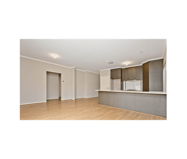 Immaculate Low‑Maintenance Home in a Private Setting - Photo 1