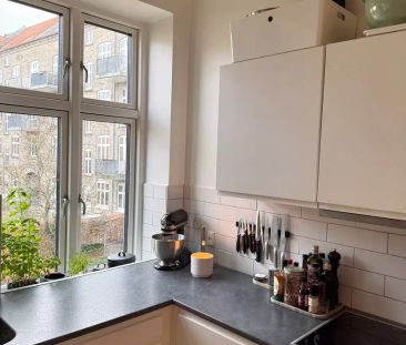 Indbydende lejlighed med klassiske detaljer i Aalborg - Foto 4