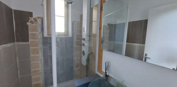 Location Appartement 1 pièce 30m² ROUXMESNIL BOUTEILLES 76370 - Photo 2