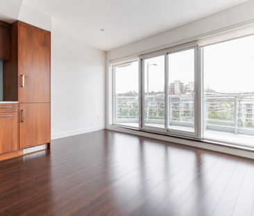 1565 W 6th Ave (6th Floor), Vancouver - Photo 1