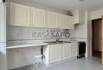 Apartamento T3 para alugar na Amadora