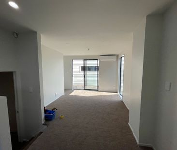 Modern Townhouse Waiting for You&excl; - Photo 1