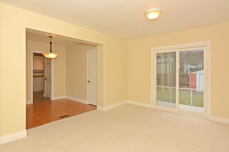 For Lease - 1437 Westbrook Drive Unit# Main Floor, Peterborough, Ontario - Photo 2