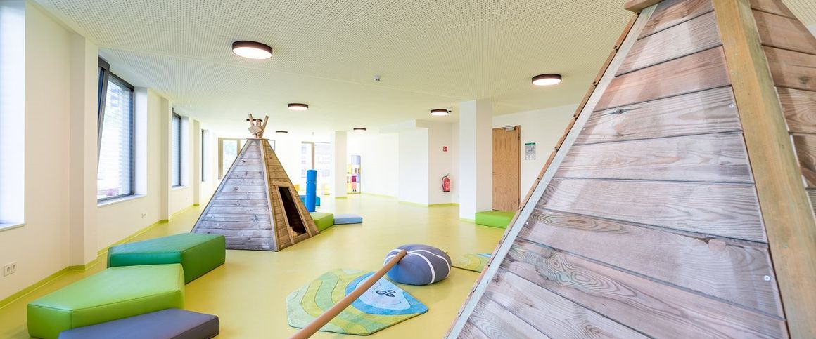 Penthouse-Feeling mit Fernsehturmblick - exklusive 3,5-Zimmer-Wohnung in Berlin-Mitte - Photo 1