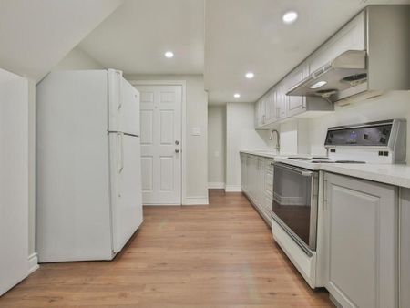 For Lease - 21 Milkweed Crescent Unit# BASEMENT, Brampton, Ontario - Photo 2