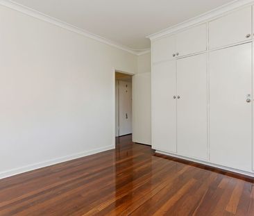 59 Matheson Road, Applecross - Photo 2