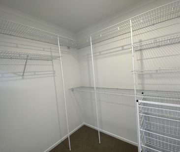 New build in Kotata Heights - Photo 2