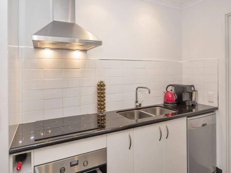 2 / 49 Galloway Drive, Ashmore - Photo 4