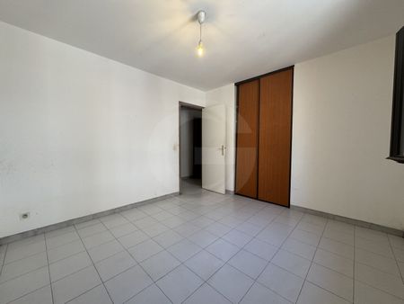 Location Appartement 3 pièces 63m² BOUZIGUES 34140 - Photo 3