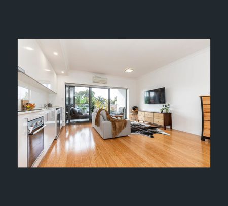17/359 Oxford Street, Mount Hawthorn, WA 6016 - Photo 3