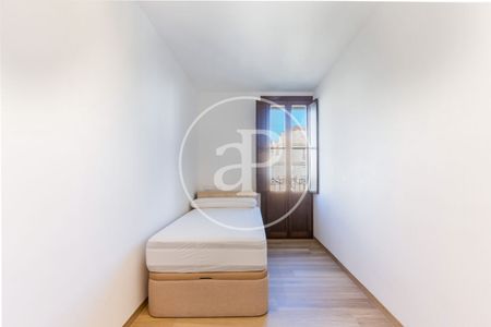 Flat for rent in Gran Vía (Valencia) - Photo 2