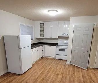 44 ROTHERGLEN COURT - Photo 4