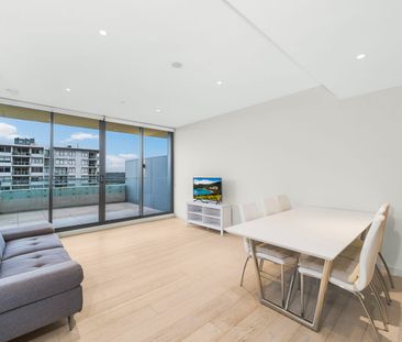 Fully furnished one bedroom with a huge balcony - Photo 1