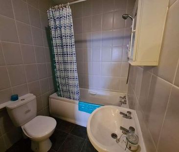 Parkside, Lloyd Street South, Manchester, M14 - Photo 6