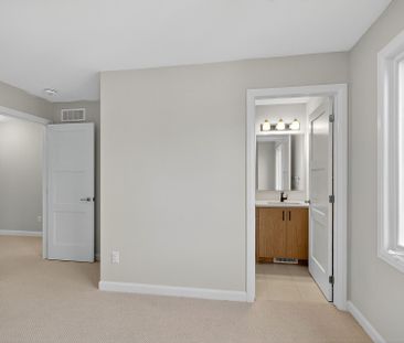 For Lease - 1405 Creekway Private, Kanata, Ontario - Photo 3