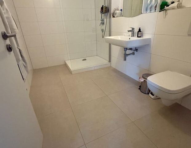 Helle 2-Zimmer Wohnung im 4. OG in Braunschweig Innenstadt - Foto 1