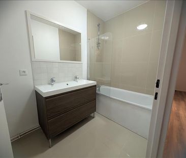 4 pièces - 90,88 m² - 3ème étage - Colocation non autorisée - Photo 5