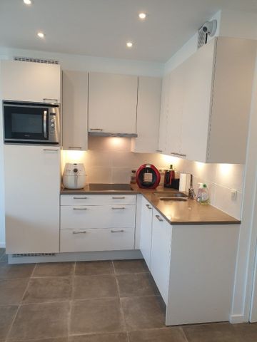 Recent modern 2 slaapkamer -appartement in het centrum van Koksijde en op een boogscheut van de Zeedijk en het strand - Photo 4