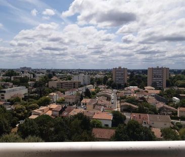 Location Appartement 3 pièces 91m² BORDEAUX 33200 - Photo 2