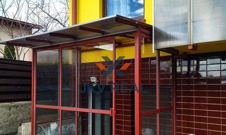 V rodinnom dome prenájom 2 byt so samostatným vchodom,zahra. - Photo 2