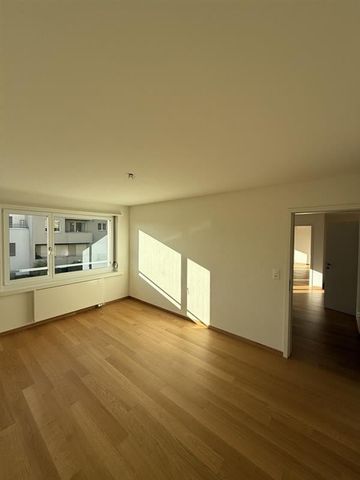 "Ruhige 3.5-Zimmer-Wohnung in Toplage: Urban Living trifft Naturidylle" - Photo 3