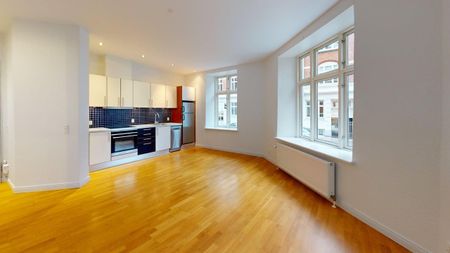 Central lejlighed i Aalborg med to værelser og gode faciliteter - Photo 2