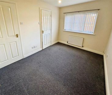 3 bedroom detached house to rent - Photo 4